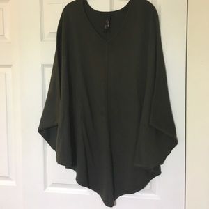 Melissa McCarthy olive green poncho